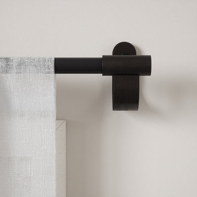 Umbra Bellwood Expandable Curtain Rod (107-305cm), matt black