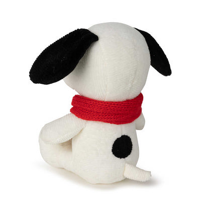 Peanuts Snoopy Sitting With Scarf 17cm