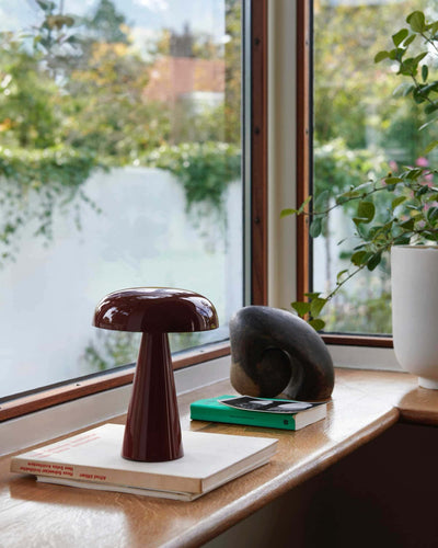 &Tradition Como SC53 rechargeable lamp, red brown