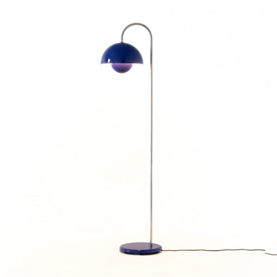 &Tradition Flowerpot VP12 floor lamp, cobalt blue