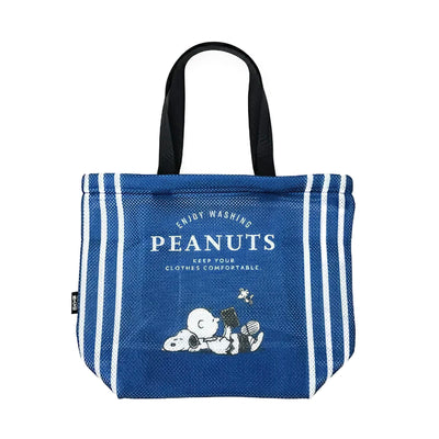 Snoopy Enjoy Washing laundry bag