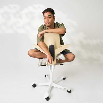 Hag Capisco Puls 8020 fabric, zero sand/white