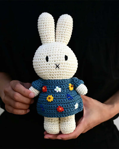 Just Dutch Miffy crochet, van gogh museum's 50 Anniversary Edition