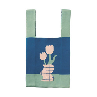Knitted tote, flower vase