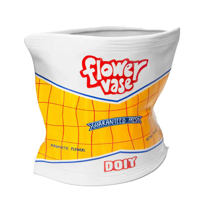 DOIY Corner Shop vase, chips bag