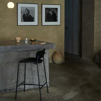 &Tradition Pavilion AV7 counter stool, black/black