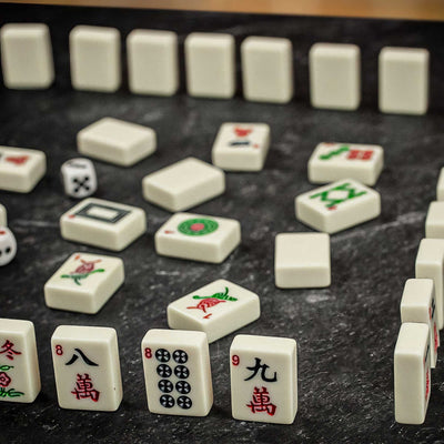 Manopoulos Mah Jongg, walnut