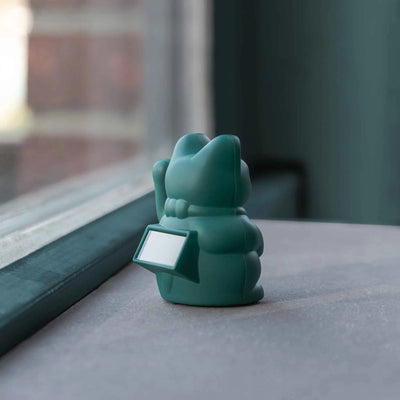 Donkey Lucky Cat Solar, green