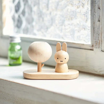 Miffy aroma stand