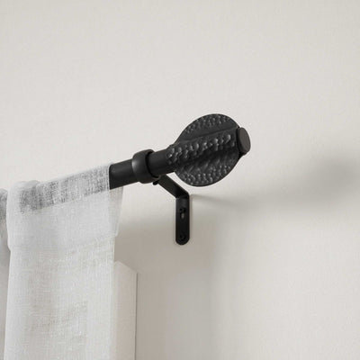 Umbra Odyssey Expandable Curtain Rod (107-305cm)