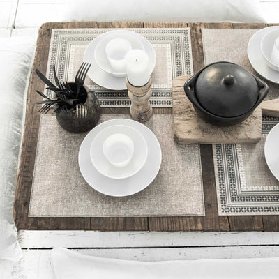 Beija Flor Linen Natural Vinyl Placemat