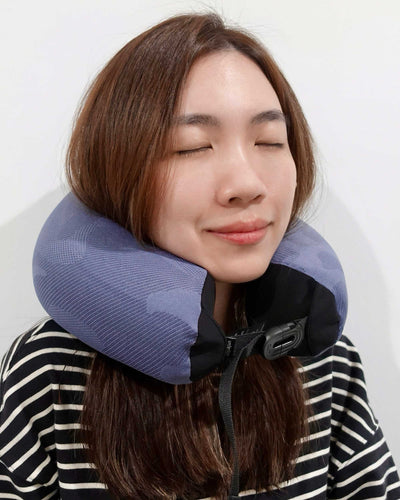 UNO™ Knit travel pillow, sydney blue