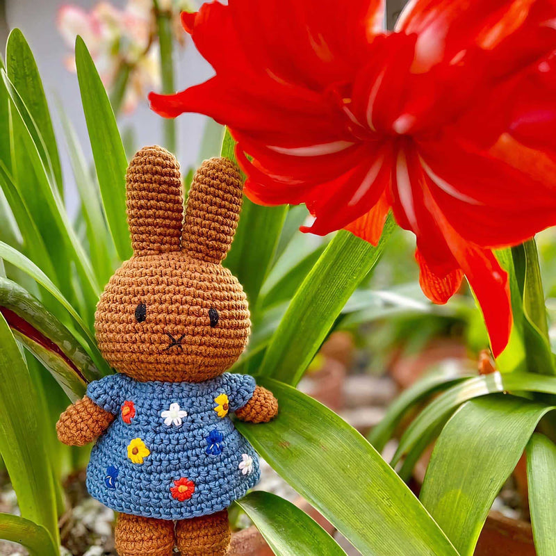 Just Dutch Melanie crochet, Van Gogh Museum's 50 Anniversary Edition