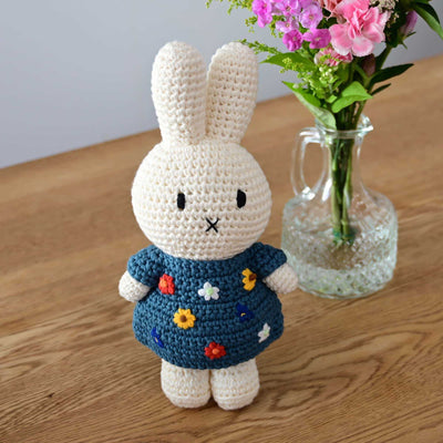 Just Dutch Miffy crochet, van gogh museum's 50 Anniversary Edition