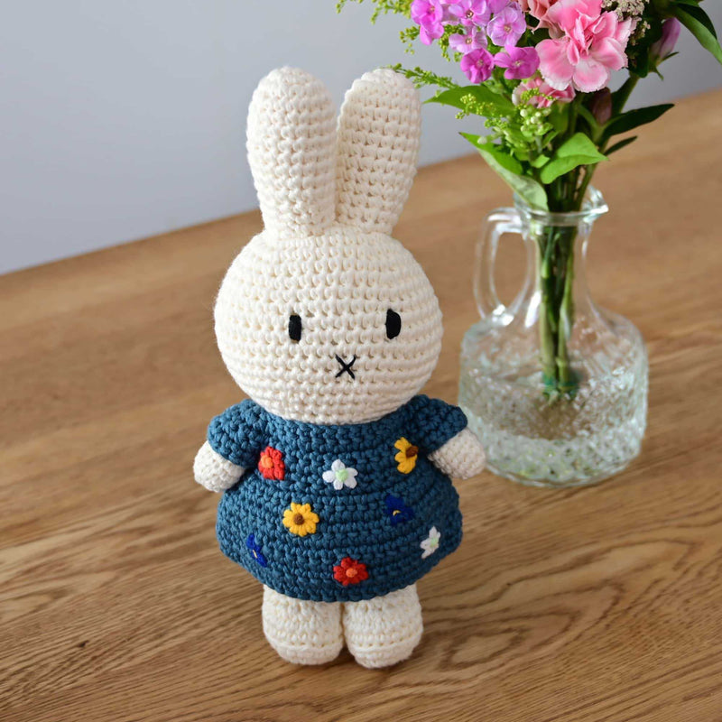 Just Dutch Miffy crochet, van gogh museum's 50 Anniversary Edition