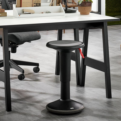 UPis1 100U ergo-stool, Black