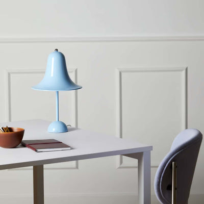 Verpan Pantop ø23 table lamp, light blue