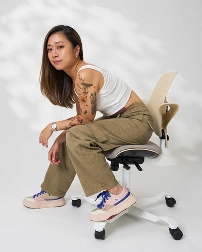 Hag Capisco Puls 8020 fabric, cura sand/white