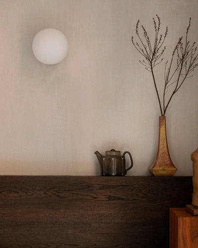 Audo TR Bulb Ceiling/Wall Lamp , TR Matte Bulb/Brushed Brass