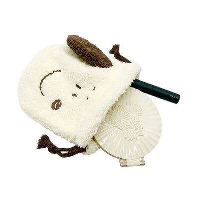 Peanuts Snoopy Fluffy Face drawstring pouch, smiling
