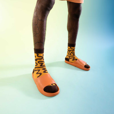 EMS Éclair au Chocolat socks