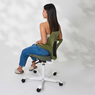 Hag Capisco Puls 8020 fabric, arda moss/white