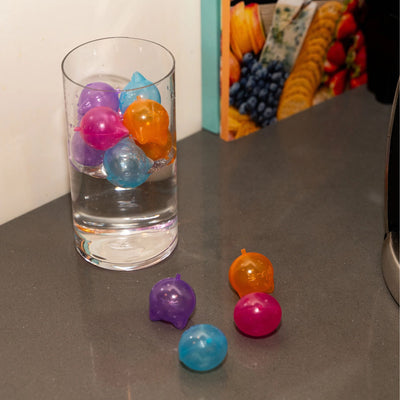 Kikkerland 24 Reusable Cat Ice Cubes
