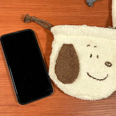 Peanuts Snoopy Fluffy Face drawstring pouch, smiling