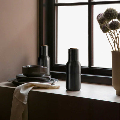 Audo Bottle grinders, walnut/bronzed bronze