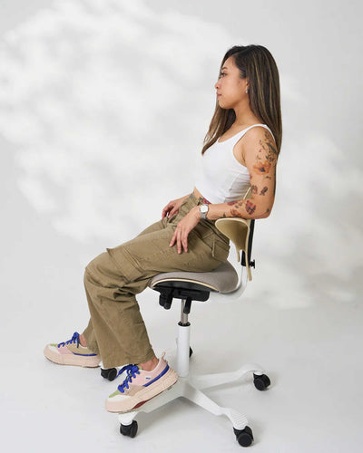 Hag Capisco Puls 8020 fabric, cura sand/white