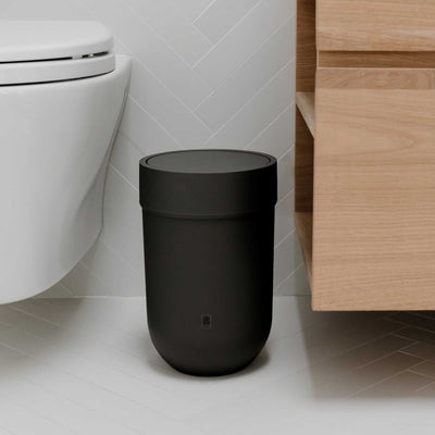 Umbra Touch Waste Can With Lid, Black