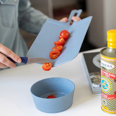 Koziol Snap S cutting board, blue