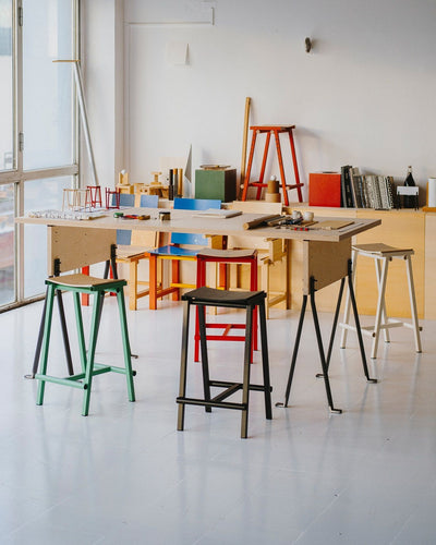Hay Taburete 8 bar stool, eggshell