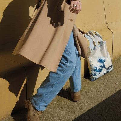 Loqi Katsushika Hokusai The Great Wave tote