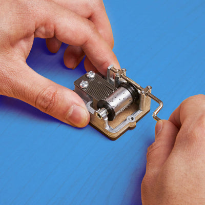 Kikkerland Over The Rainbow Music Box