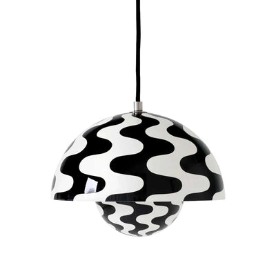 &Tradition Flowerpot VP1 pendant, black white pattern