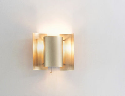 Northern Butterfly wall lamp