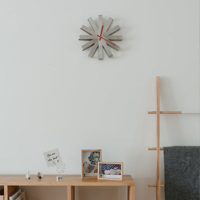 refurbished | Umbra Ribbon wall clock ø30, steel