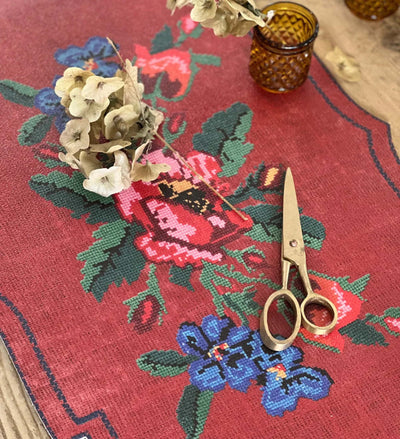 Beija Flor Gobelin Red Cutout Vinyl Placemat