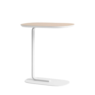 Muuto Relate side table h60, oak veneer/off white