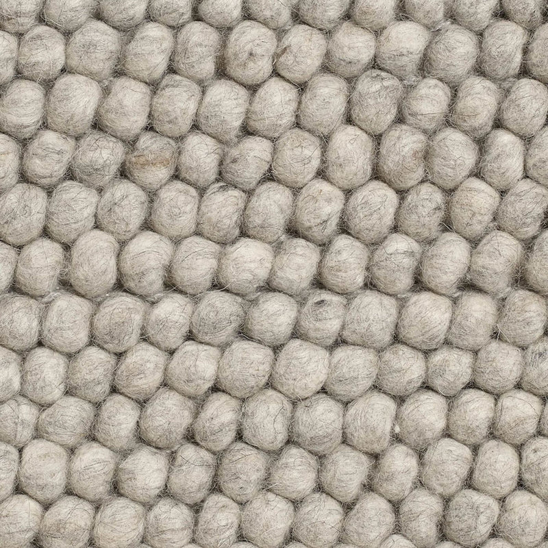 HAY Peas Rug (w140xd200cm) , Soft Grey