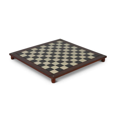 Authentic Models chess game