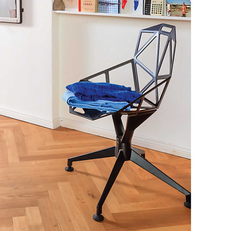 Magis Chair One 4Star, black (swivel base)