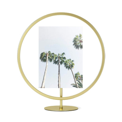 Umbra Infinity round picture frame 5X7, matt brass