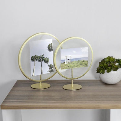 Umbra Infinity round picture frame 5X7, matt brass