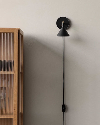 Audo Cast Sconce Wall Lamp with Diffuser (Dimmable)