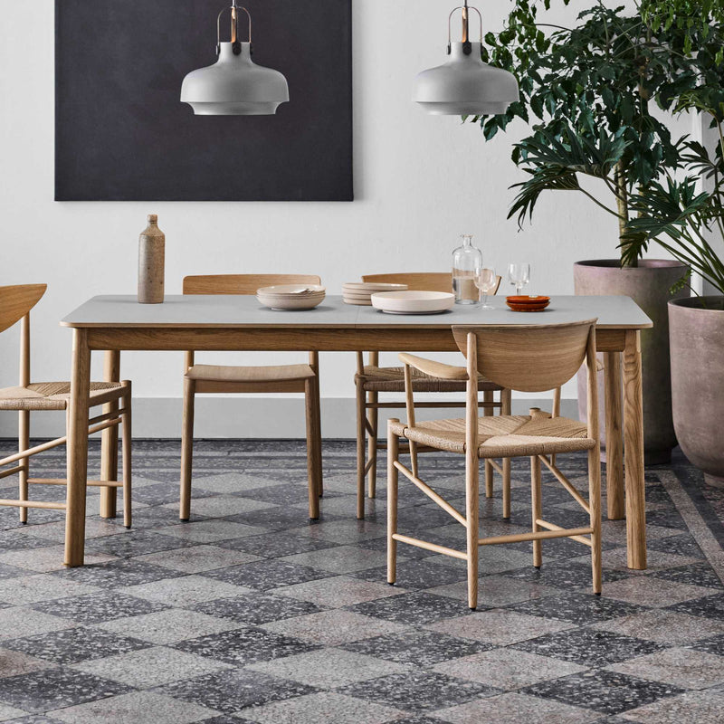 &Tradition HW1 Patch Extendable Table, Oiled Oak w. Beige Arizona 0748 Fenix Nano Laminate & Brass (180x90cm)