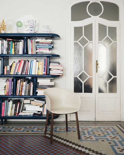 &Tradition JH30 Elefy Chair, Soft Beige/Walnut