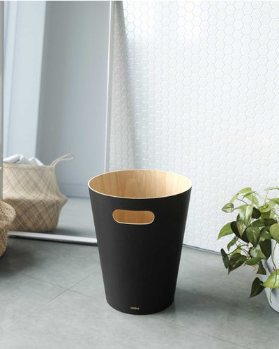 Umbra Woodrow Can, Black