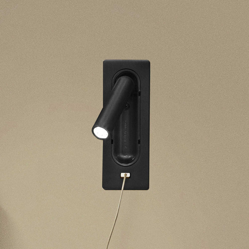 Marset Ledtube USB wall. matt black